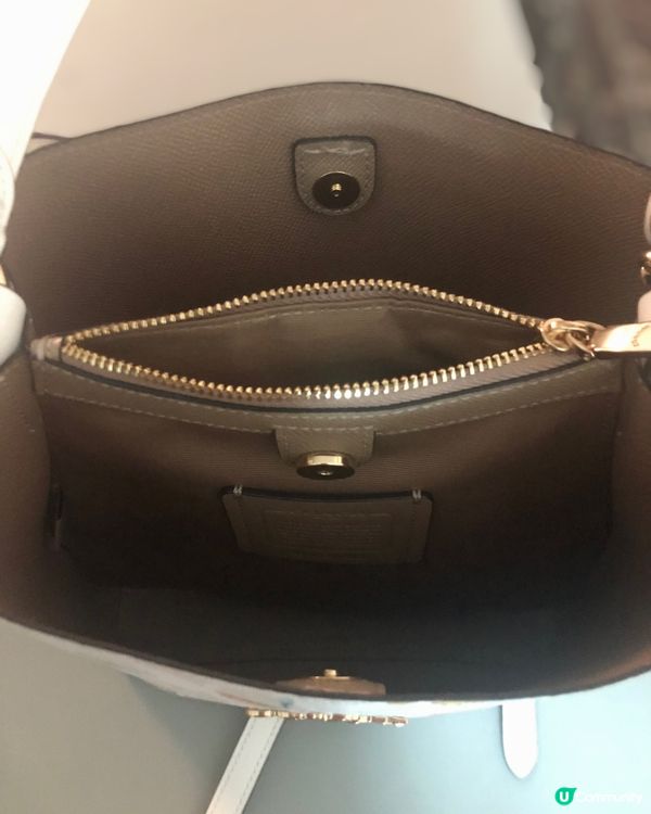 Coach手袋，款式耐看，揀左花花圖案，感覺比較清新年輕🤭米...