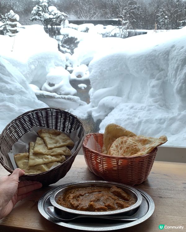 北海道定山溪溫泉景♨️配咖喱薄餅，又幾夾喎
