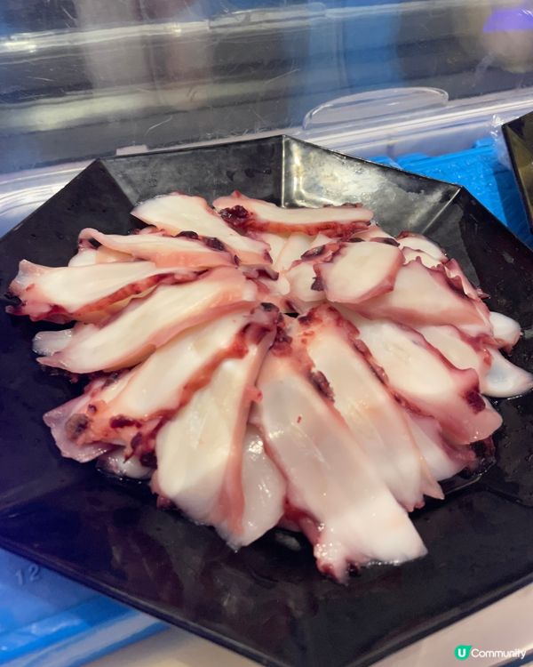 甜美新鮮刺身😋擺盤亦有心思唔求其👍🏻特別推薦八爪魚同希靈魚😋...