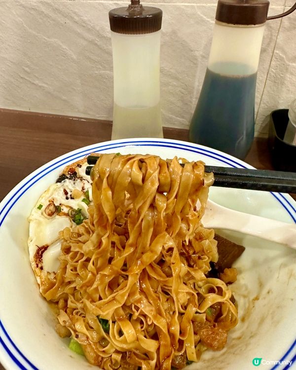 澳門食咩好～豬油渣撈粗😛