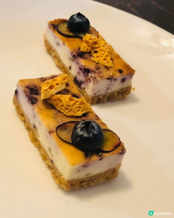 天鵝就是用執子之手，與子偕老！嚟形容！