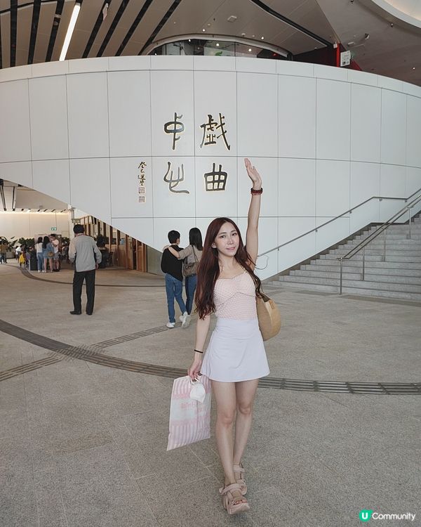 大劇院顯皇家氣派　設計「離地」有心思