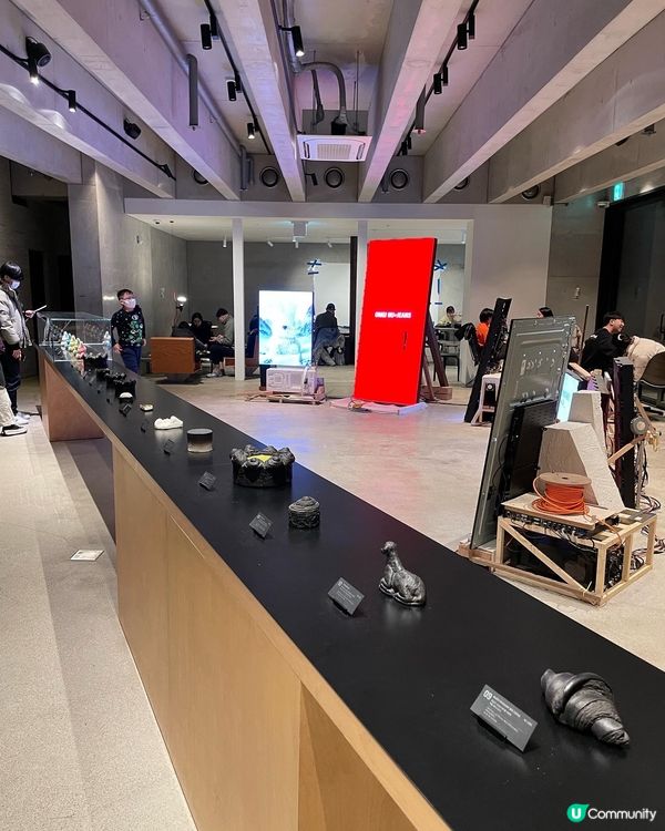 OMG+Newjeans 聯乘咖啡店