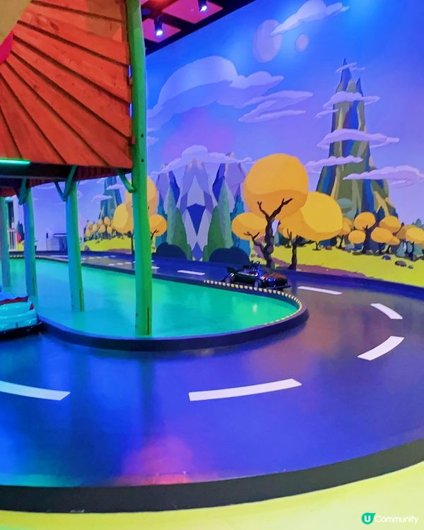 玩足全日室內遊樂場。新濠影滙「滿紛樂園」