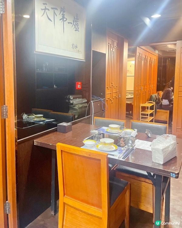 冬天打邊爐最鍾意揀個夠滋潤又清甜嘅湯底🥳胡爐嘅湯底好正。打邊...