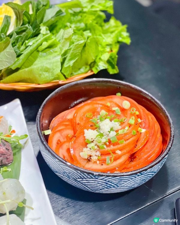 冬天打邊爐最鍾意揀個夠滋潤又清甜嘅湯底🥳胡爐嘅湯底好正。打邊...