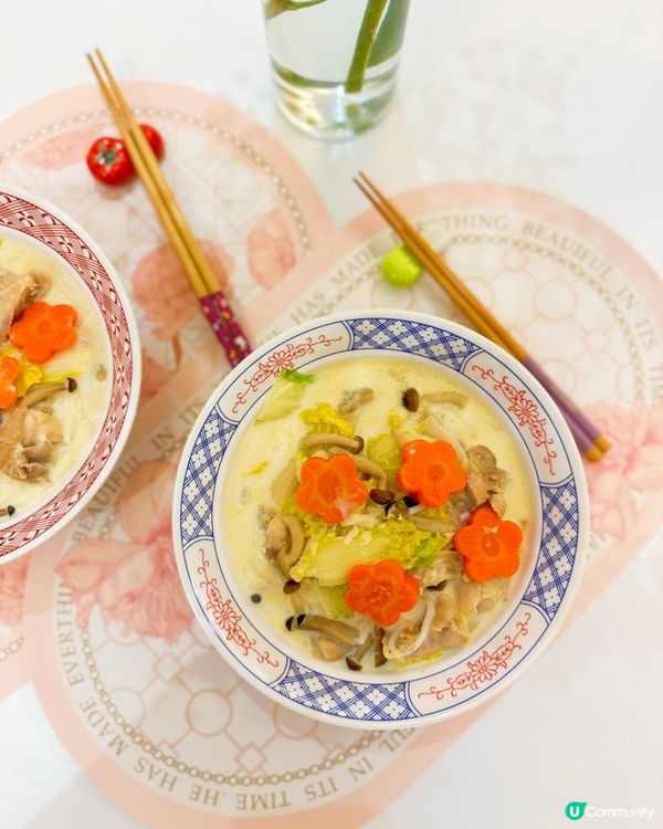 🐥豆乳雞白湯配米線🍜