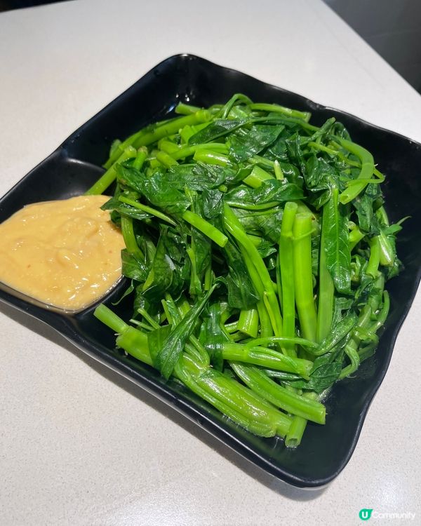 星期日收工八點幾喺灣仔想食平嘢