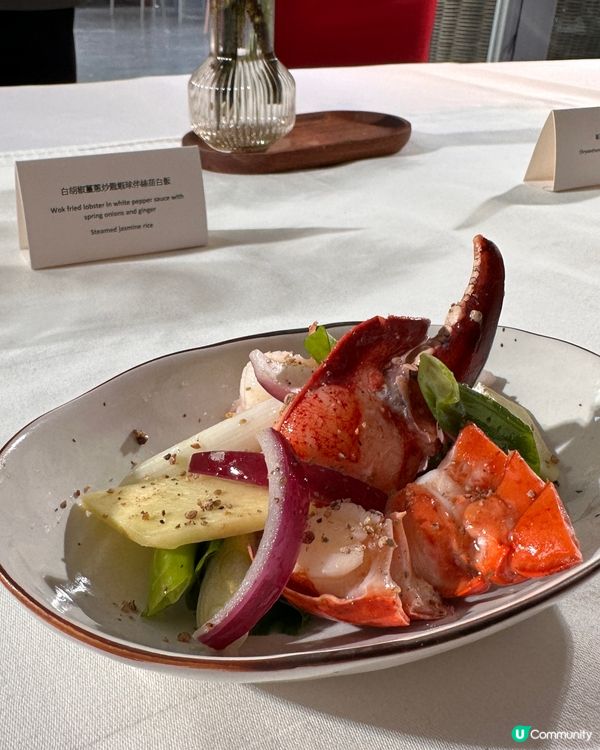 國泰航空宣佈會在頭等及商務客艙推出新餐單！記者今次為大家直擊...