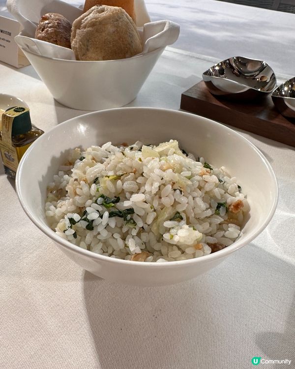 國泰航空宣佈會在頭等及商務客艙推出新餐單！記者今次為大家直擊...