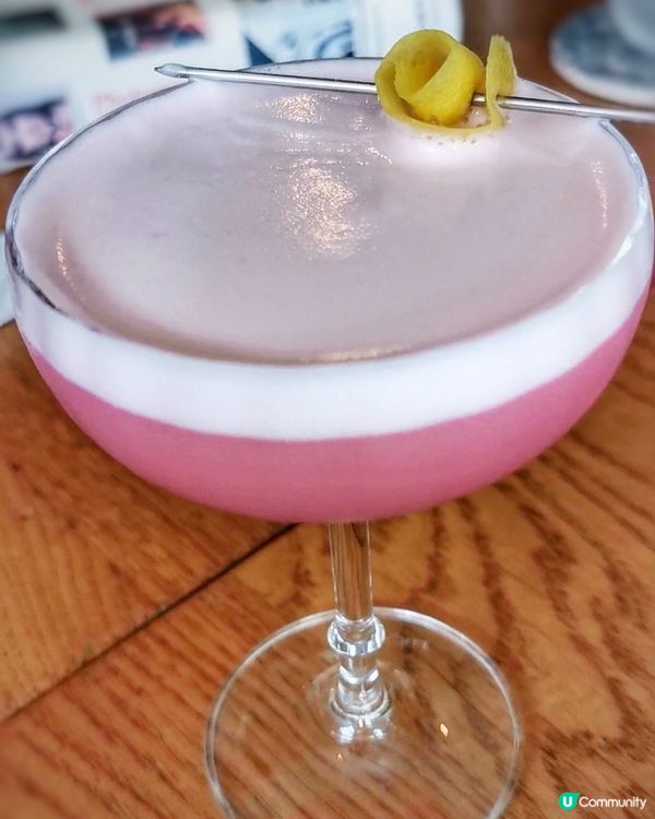 紅粉佳人 Pink Lady Cocktail