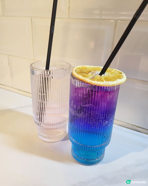 在韓式浴池內吃晚餐