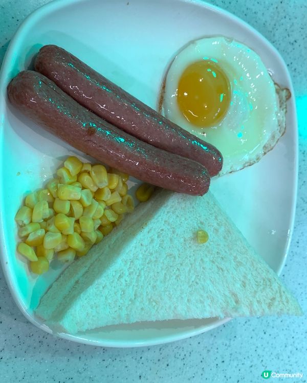 服務態度超差，大家要重新考慮才吃（台灣牛肉麵）