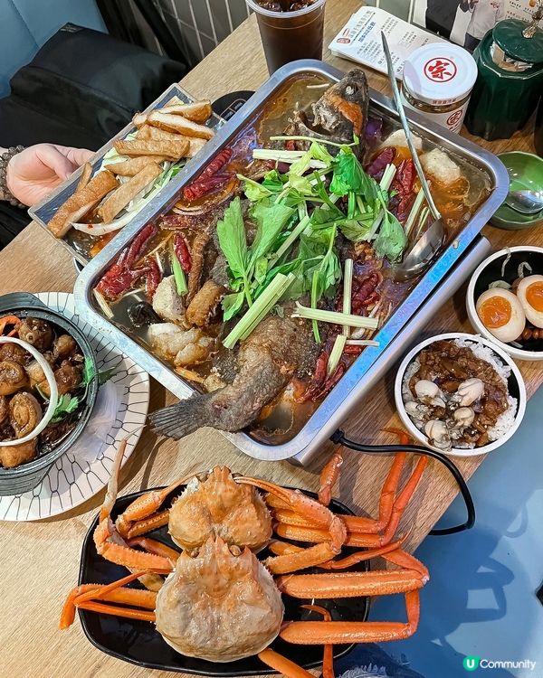 餐廳主打台式料理，可以單點飯麵套餐，也可以選擇豐盛的放題‼️...