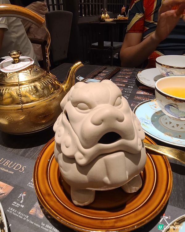 位於元朗yohomall 的念川居，環境優雅舒適，由餐館的裝...