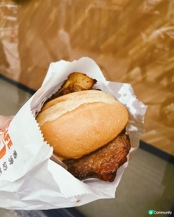 排隊都值得！澳門超強炭燒豬扒包🍔