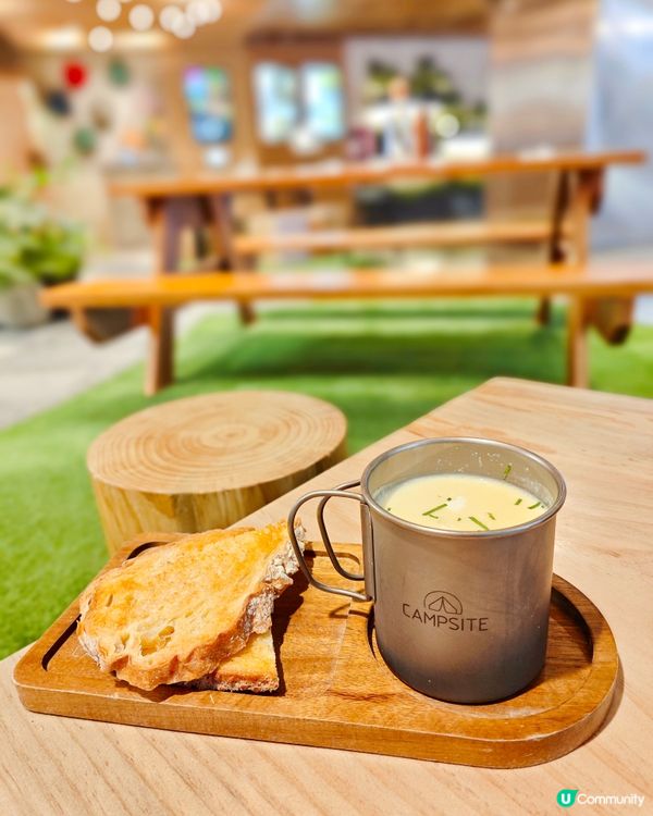 鬧市露營feel西餐廳