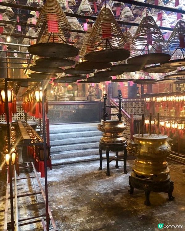 鍾意香港文化嘅你真係要去下文武廟，當然都係好適合介紹遊客嘅一...