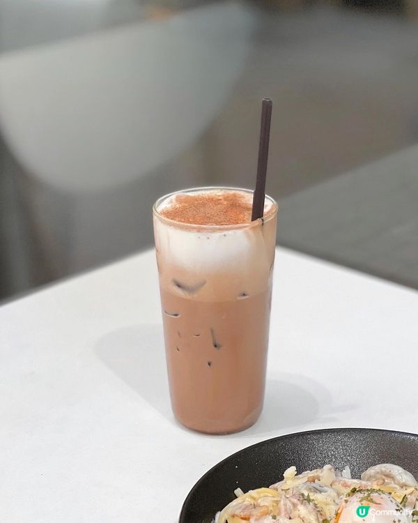 《旺角純白色cafe》