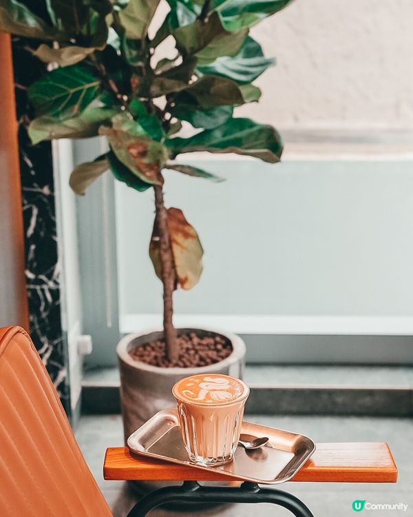 天后兩層高落地大玻璃Cafe 