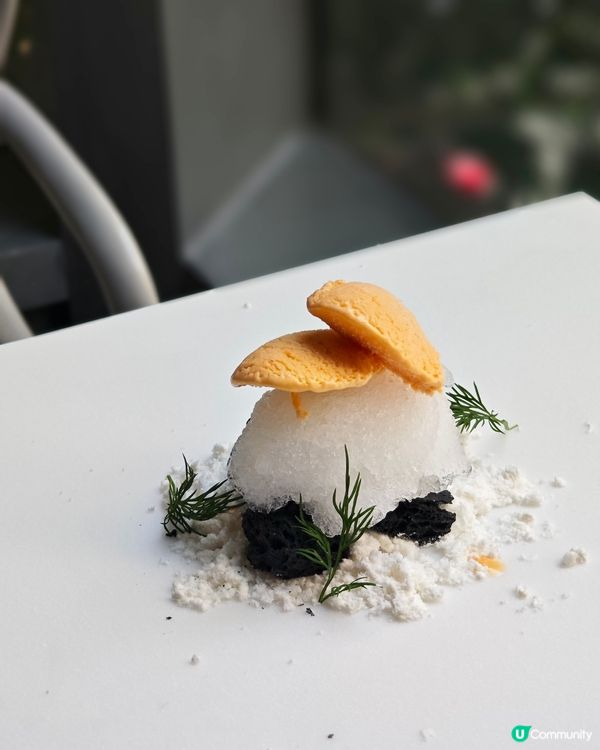 藏在尖沙咀K11購物藝術館裡的一間西餐廳💗這裏把美食融入藝術...