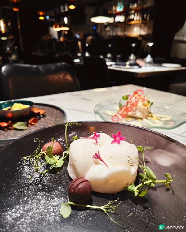 去咗尖沙咀呢間西餐廳Fine Dining 一下💗依到無論環...