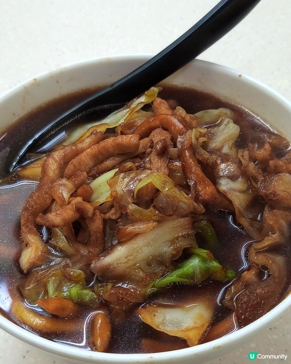 很少機會在長沙灣搵食，這家上海菜館，午市餐牌有湯麵連小食套餐...