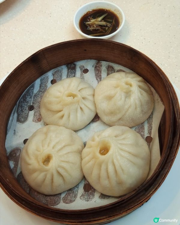 很少機會在長沙灣搵食，這家上海菜館，午市餐牌有湯麵連小食套餐...