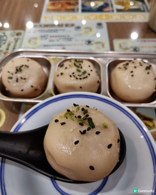 一口爆湯生煎包 