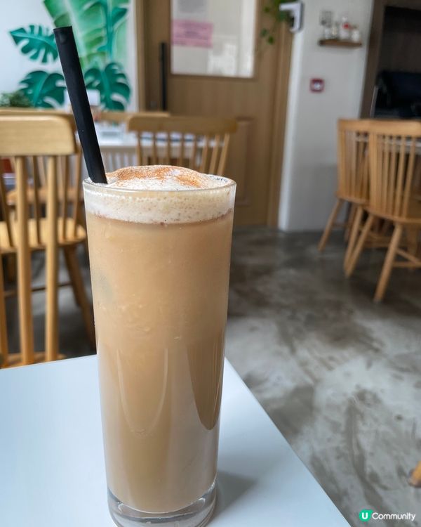 餐廳有點特色,是一間墨西哥餐廳, cappuccino 卻是...