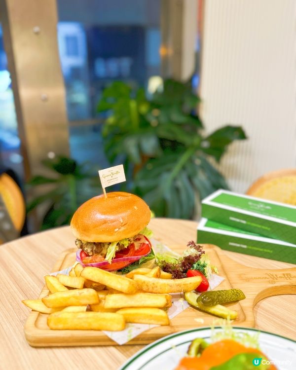 之前去過希慎食呢間💚Green Waffle🧇，今次就去咗中...