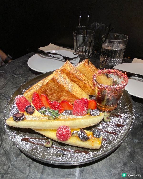 第一次嚐到鴨腿窩夫