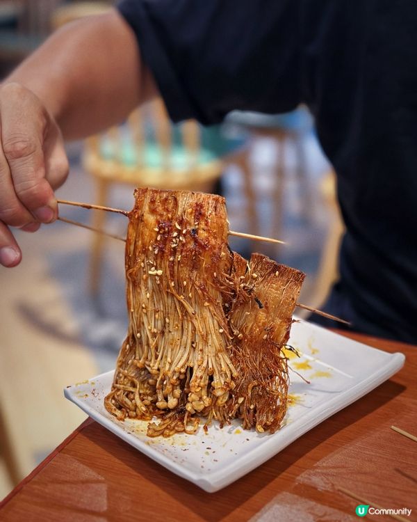 小草十八怪之石鍋米線與串燒的滇式滋味