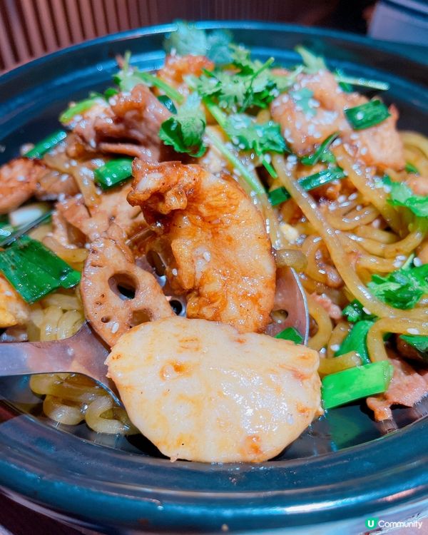 主打四川菜及京川菜，招牌香鍋、水煮魚尤其出名，一齊去試試先～