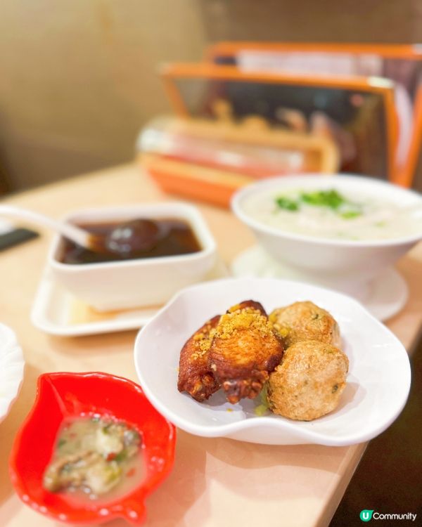 間中都鐘意香港地道美食，粥粉麵飯之中嘅粥我都好鐘意食，佐敦呢...