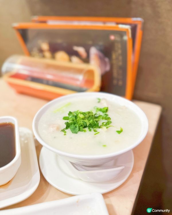 間中都鐘意香港地道美食，粥粉麵飯之中嘅粥我都好鐘意食，佐敦呢...