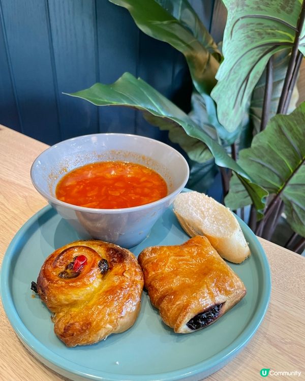 ᪥圖書館中的悠閑午餐᪥