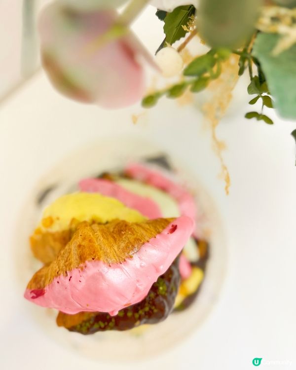 牛角包一向都好鐘意食🤤無諗過牛角包都可以變成蛋糕😍