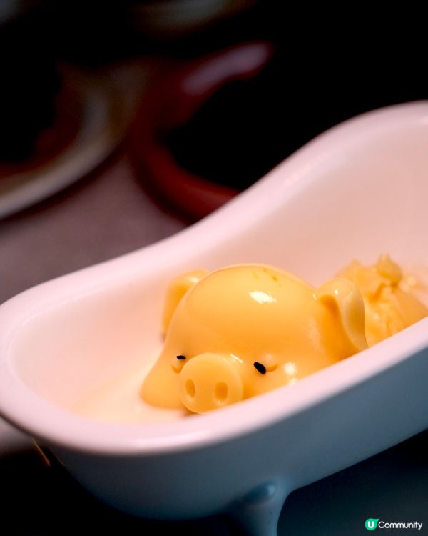 遠眺維港景色，品嚐山珍海味