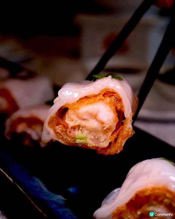 遠眺維港景色，品嚐山珍海味