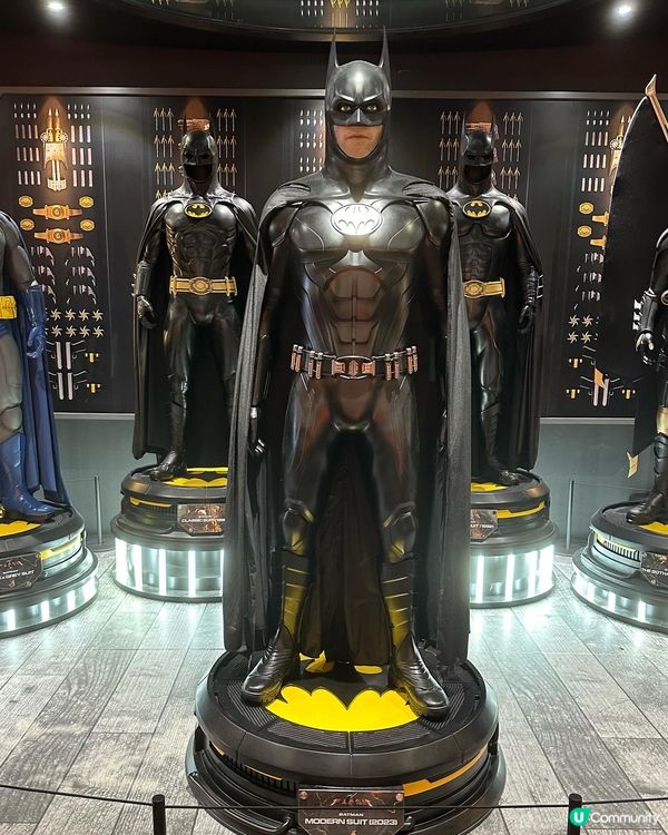 嚟太古城睇戲，仲有閃電俠同蝙蝠俠打卡位～ 