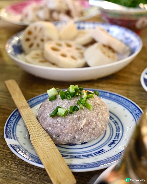 懷舊裝潢足料火鍋