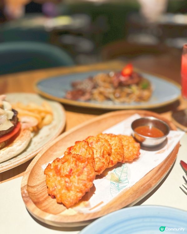 好開心放假食到好食嘅餐廳，Greenhouse好大好多座位，...