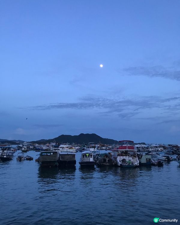 西貢碼頭的日與夜