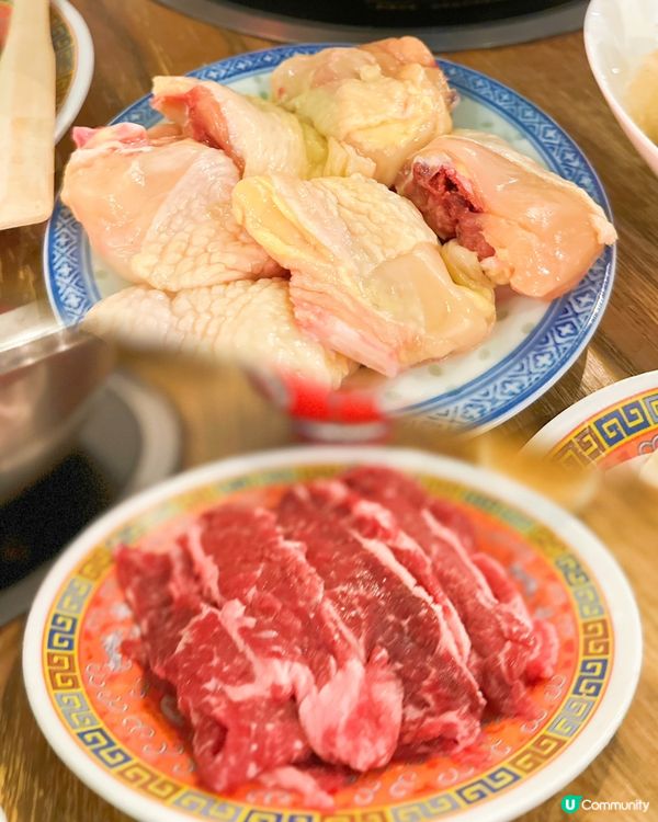 又係我鐘意嘅懷舊裝修火鍋，自從去過幾間，發覺原來香港都好多懷...