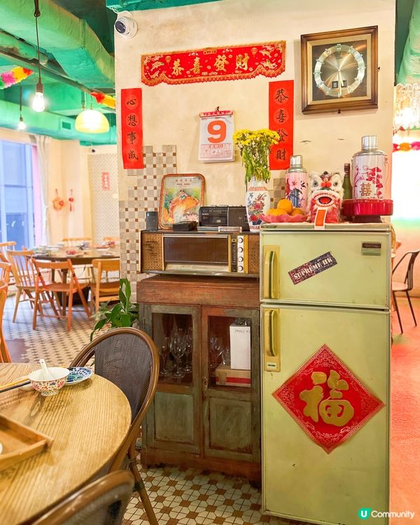 又係我鐘意嘅懷舊裝修火鍋，自從去過幾間，發覺原來香港都好多懷...