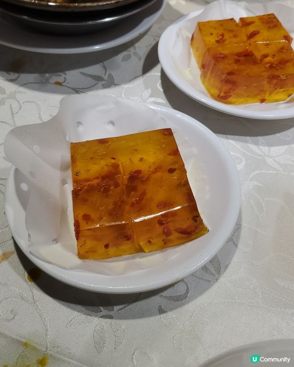 昨晚一家同老豆朋友，5個人在富臨食消暑冬瓜蛊，飯後甜品杞子桂...