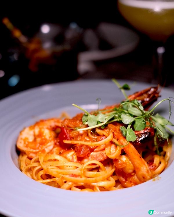 上環隱世高質西餐，融合現代與懷舊