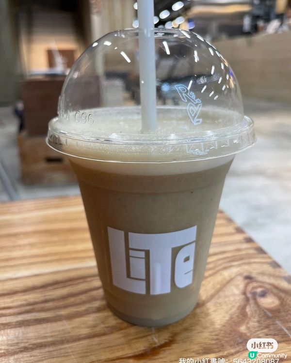 中環鬧市清新的一餐