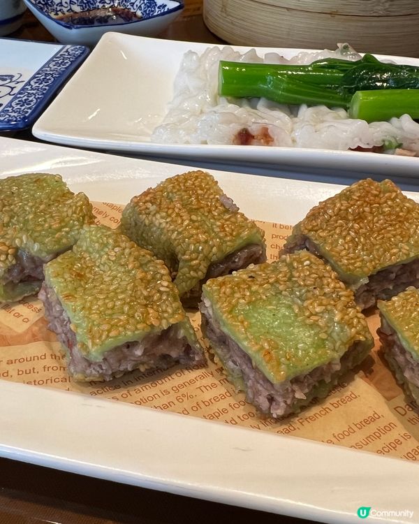 平到震的酒店中菜廳飲茶